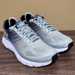 Hoka One One Clifton
